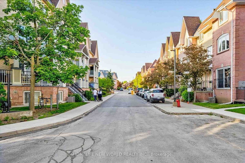  216 - 75 Weldrick Rd E Richmond Hill, L4C 0H9 | Image 1