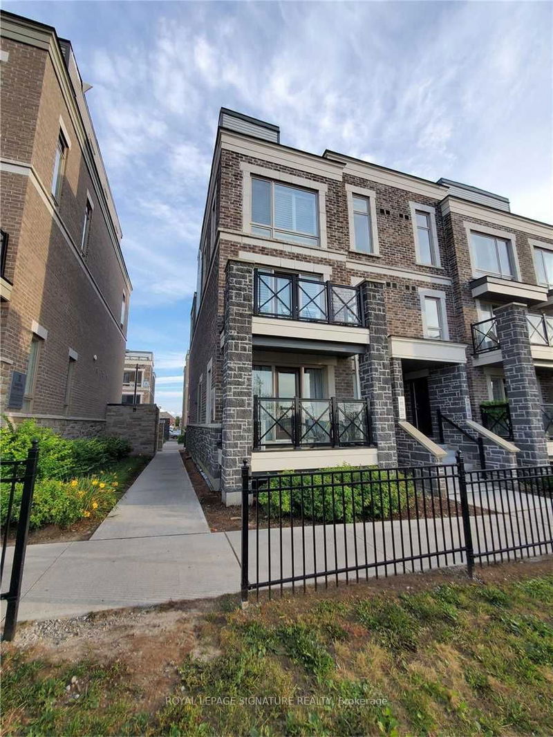 home for lease on 322-20 Dunsheath Way