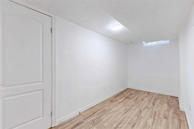 96 Port Arthur Crescent — more photos