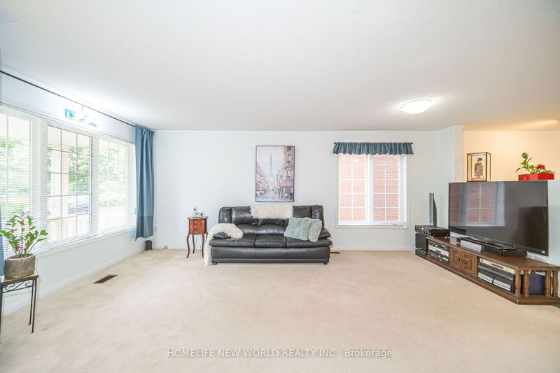 22 Majestic Dr  Markham, L6C 2B3 | Image 3