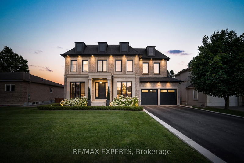 home for sale on 101 Hollingsworth Drive