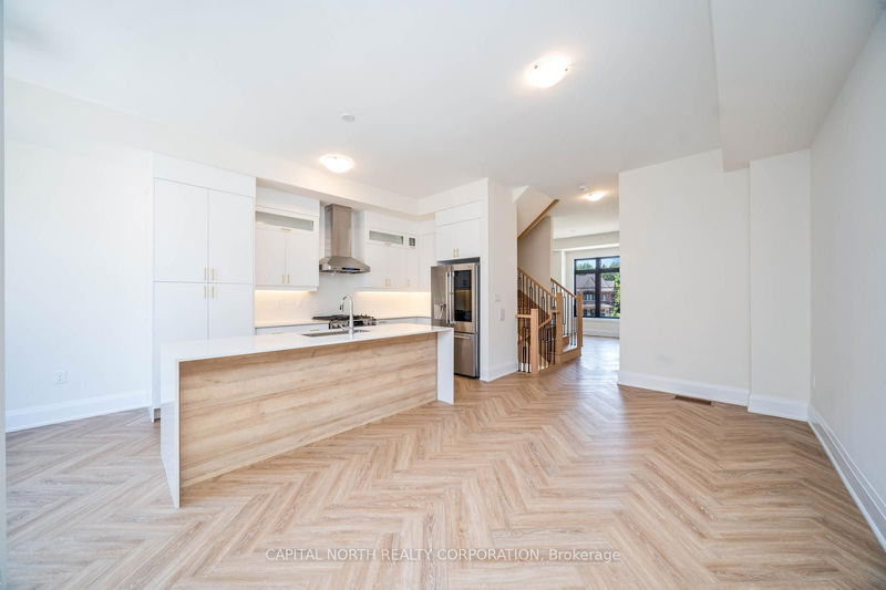 home for lease on 154 De La Roche Drive