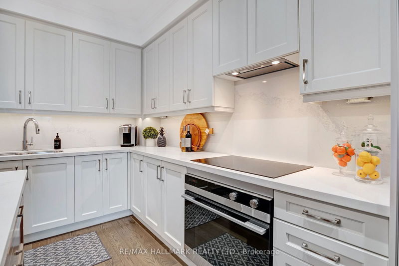  204 - 9075 Jane St  Vaughan, L4K 0L7 | Image 9