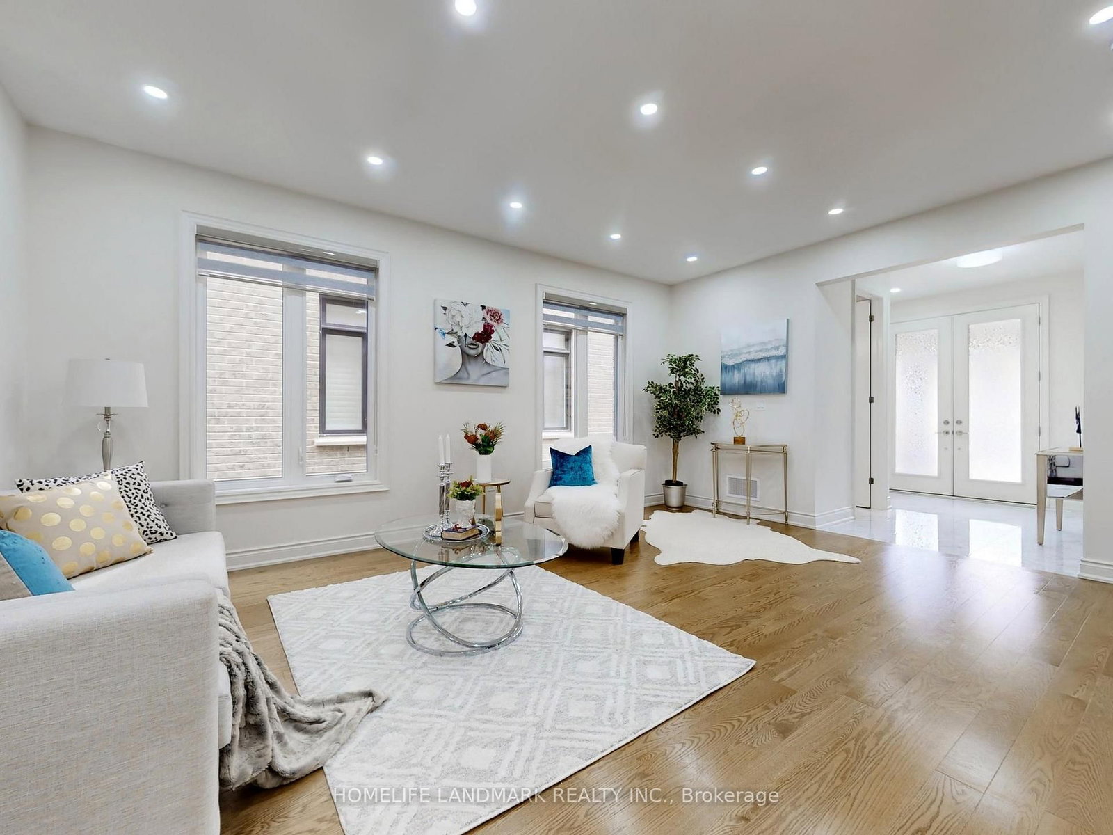 Listing Image 7