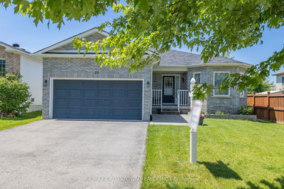 23 Stonemount Cres  Essa, L0M 1B4 | Image 1