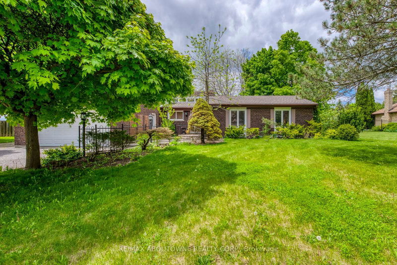 home for lease on 80 Balmoral Heights