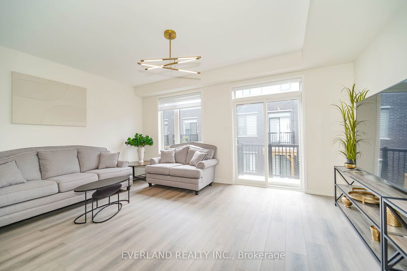 33 Origin Way  Vaughan, L6A 4C2 | Image 11