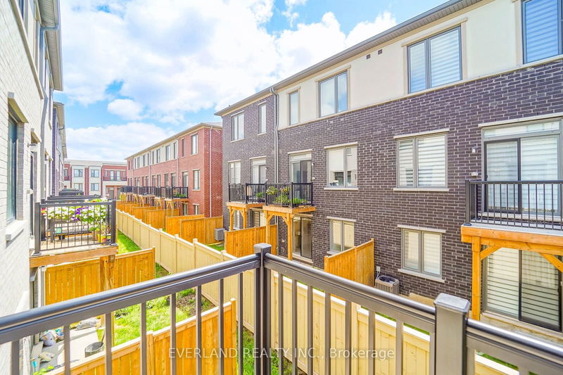 33 Origin Way  Vaughan, L6A 4C2 | Image 13