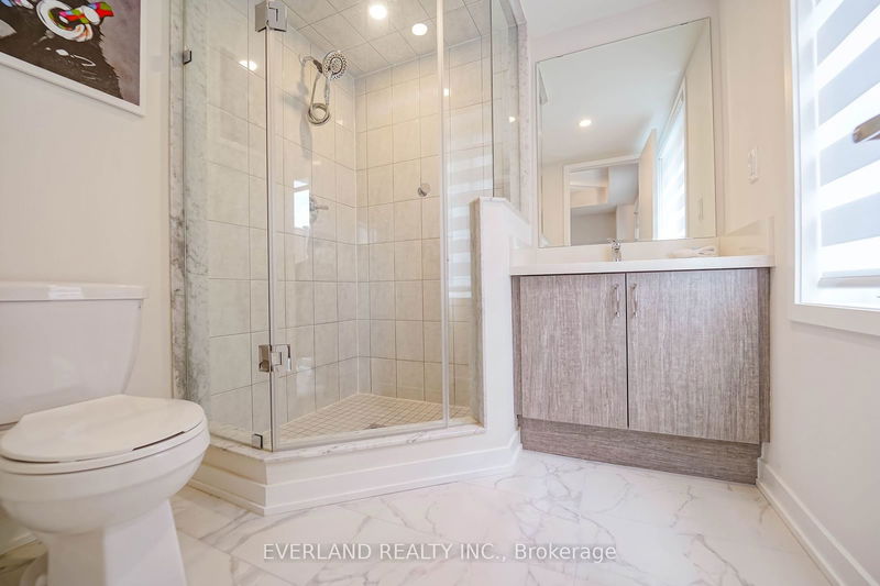 33 Origin Way  Vaughan, L6A 4C2 | Image 33