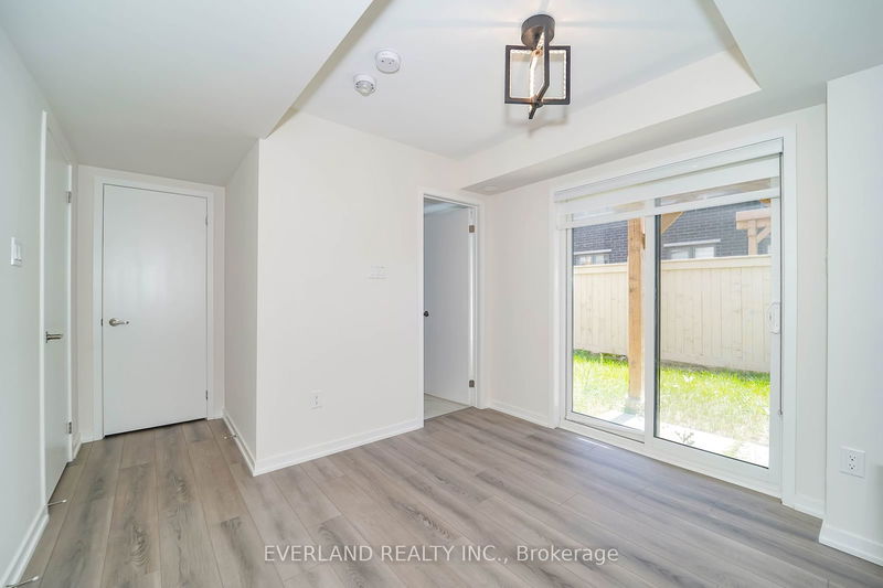 33 Origin Way  Vaughan, L6A 4C2 | Image 34