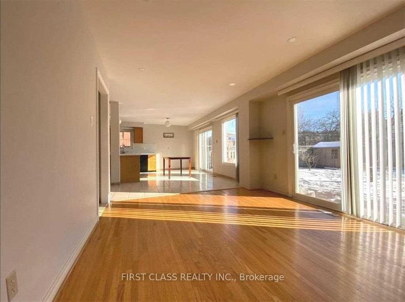 11 Coleraine Ave, Markham, L3S 2L9 | Image 3