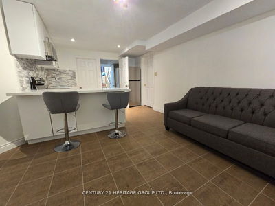 48 McClenny Dr, Aurora - Aurora Heights image-0-4