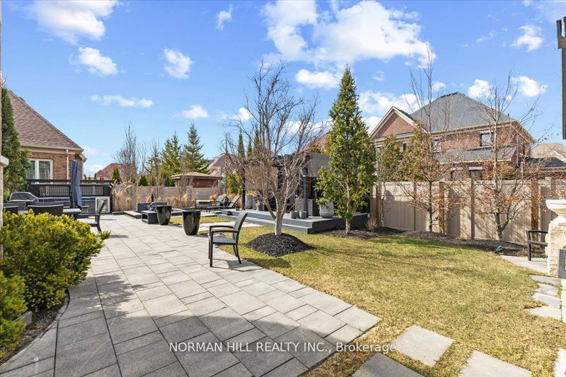 45 Chuck Ormsby Cres  King, L7B 0A9 | Image 36