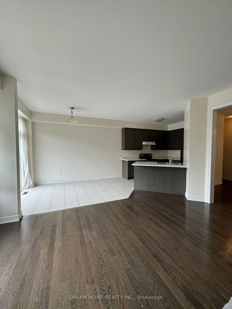 home for lease on 25 Beckett Avenue