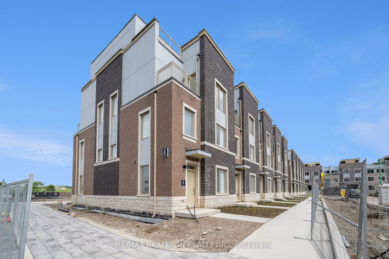 home for lease on TH 376-80 Honeycrisp Crescent