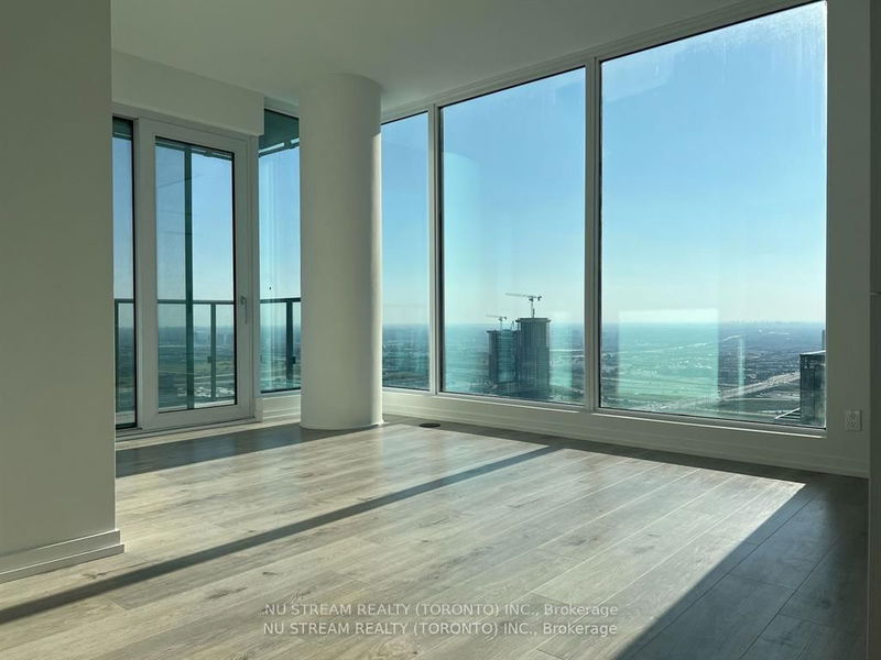 home for lease on 4502-7890 Jane Street