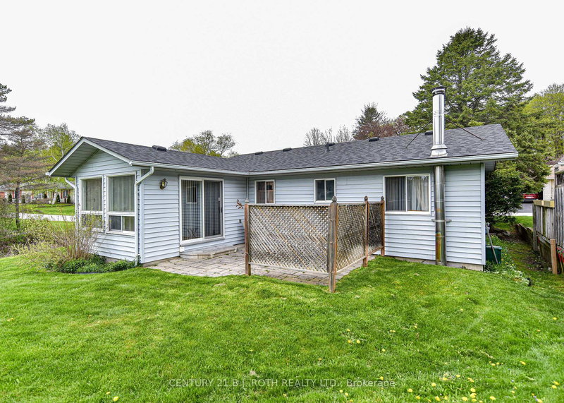 56 TECUMSETH PINES Dr, New Tecumseth, L0G 1W0 | Image 3