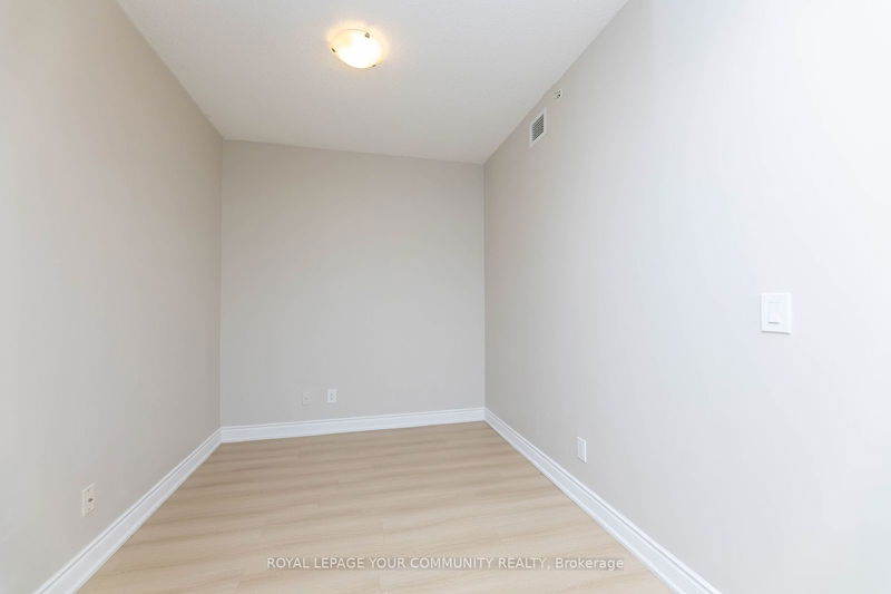  607 - 9090 Yonge St  Richmond Hill, L4C 0Z1 | Image 18