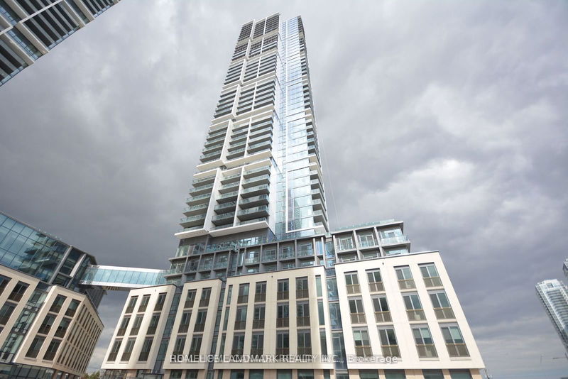 home for lease on 2611-7890 Jane Street