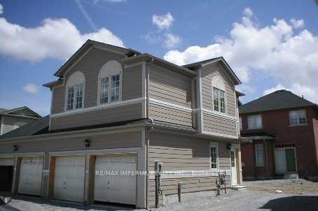 home for lease on Coach-2649 Bur Oak Avenue