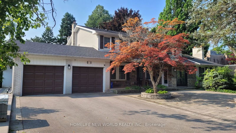 home for lease on 11 Fairway Heights Crescent