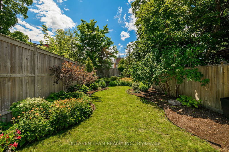 12 Church St S Richmond Hill, L4C 1W2 | Image 28