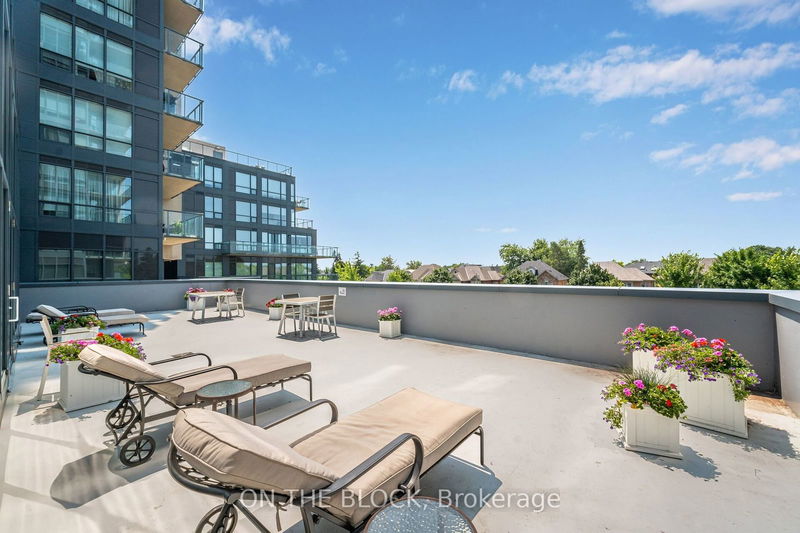  910A - 9088 Yonge St  Richmond Hill, L4C 0Z1 | Image 35