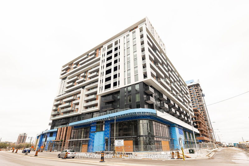 home for lease on 928A-8119 Birchmount Road