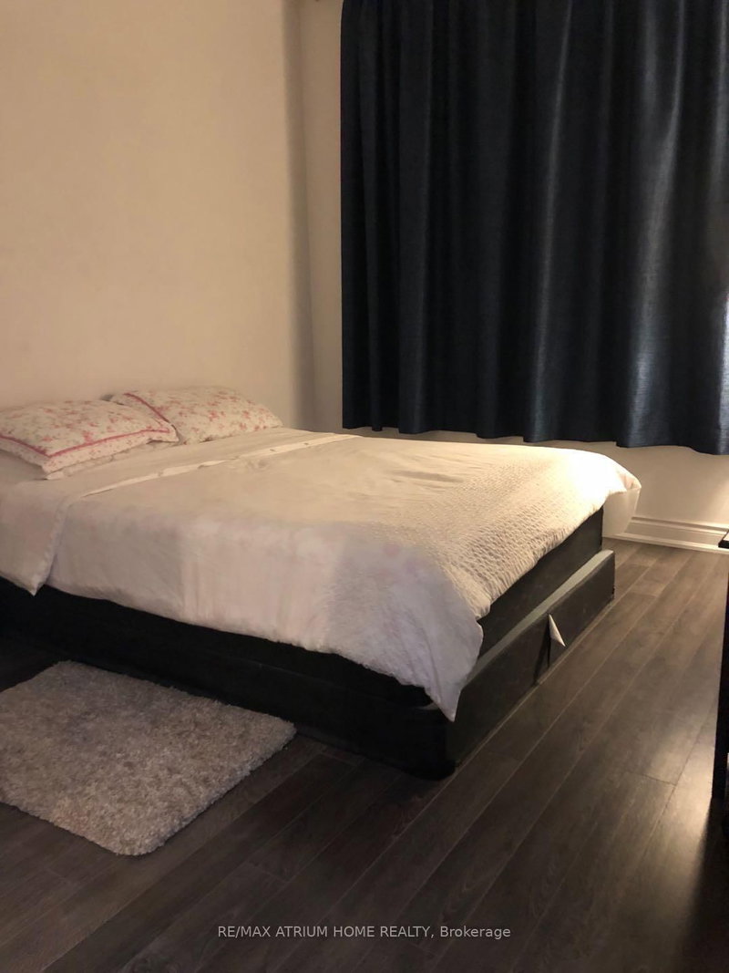 601 - 18 Rouge Valley Dr W, Markham, L6G 0H1 | Image 2