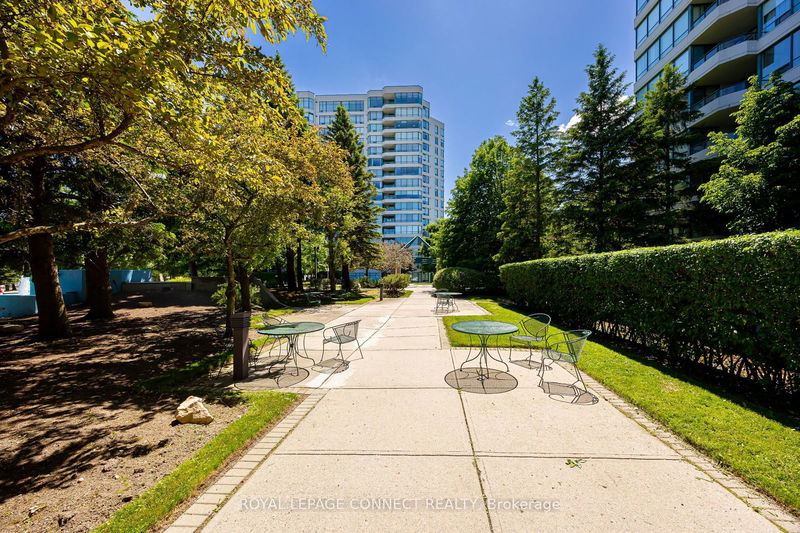  PH214 - 120 Promenade Circ  Vaughan, L4J 7W9 | Image 33