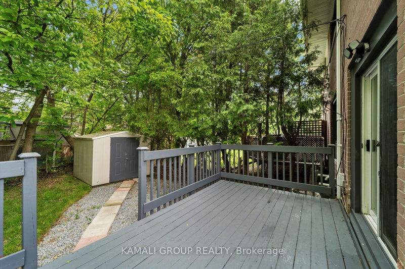 101 Crone Crt  Newmarket, L3Y 4P1 | Image 36