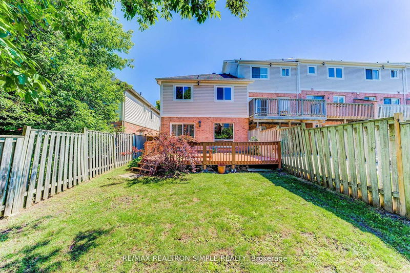 71 Schouten Cres  Markham, L3P 7W8 | Image 30