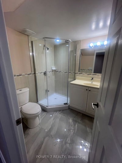 287 Castlemore Ave, Markham - Berczy image-0-4
