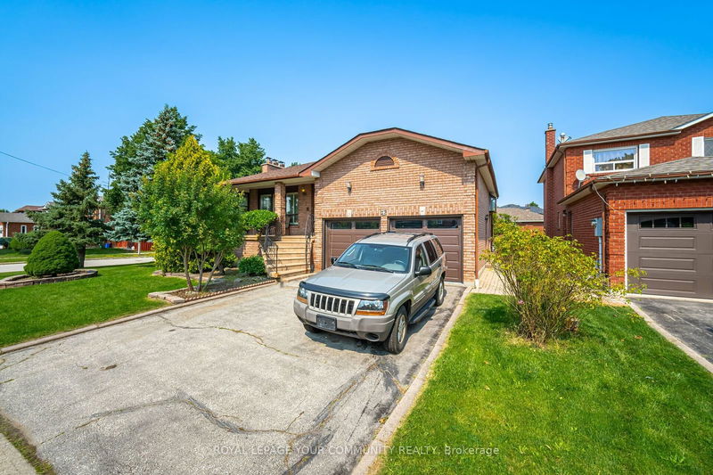 home for sale on 27 Jacana Street E