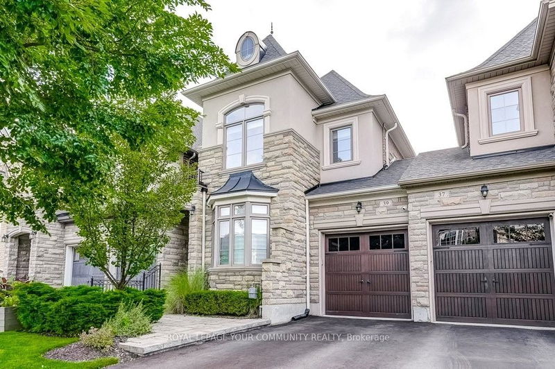 home for sale on 39 Robert Berry Crescent