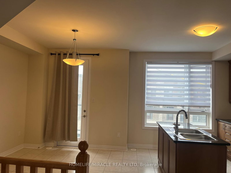 197 Mumbai Dr, Markham, L3S 0G5 | Image 2