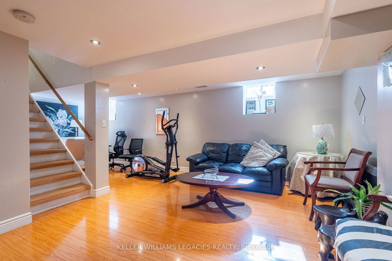 294 Hawkview Blvd  Vaughan, L4H 2G7 | Image 32