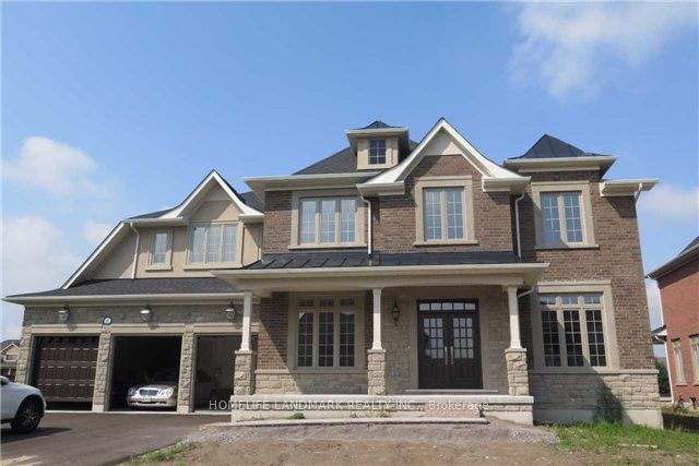 home for lease on 6 Country Club Crescent