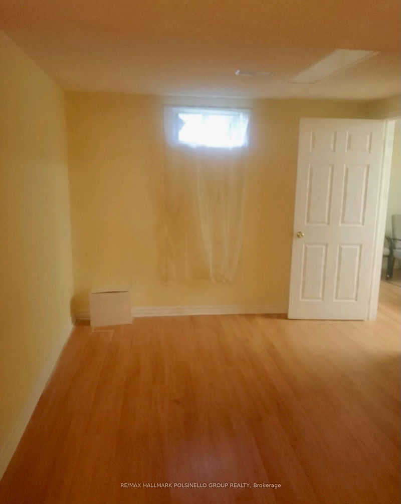 home for lease on Bsmt 2-14 Westmoreland Court