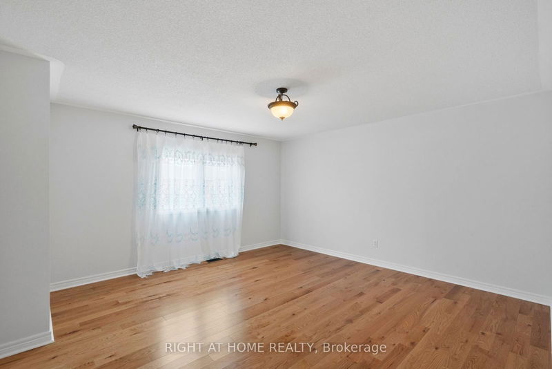 16 Sylwood Cres  Vaughan, L6A 2R1 | Image 22