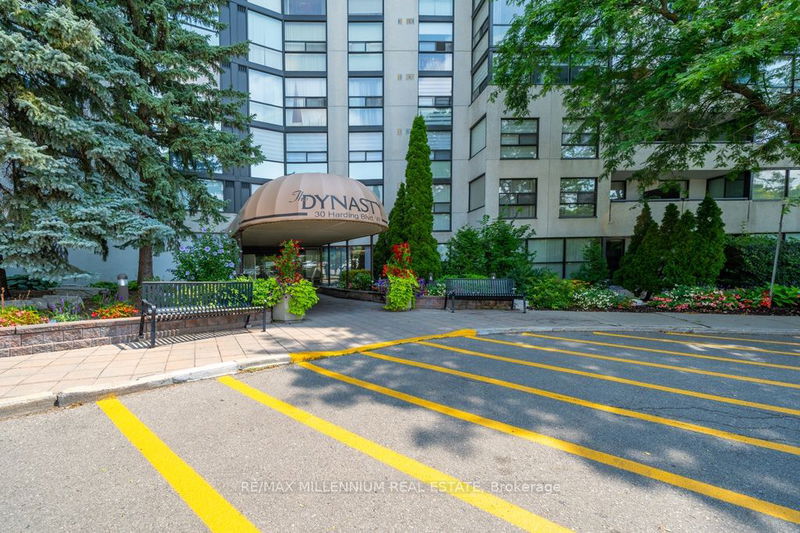  1008 - 30 Harding Blvd W Richmond Hill, L4C 9M3 | Image 27