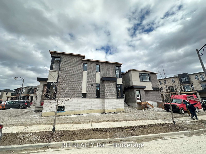 29 Golden Fern St, Markham, L6B 0V5 | Image 2