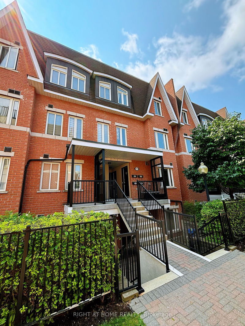 home for lease on 351-312 John Street