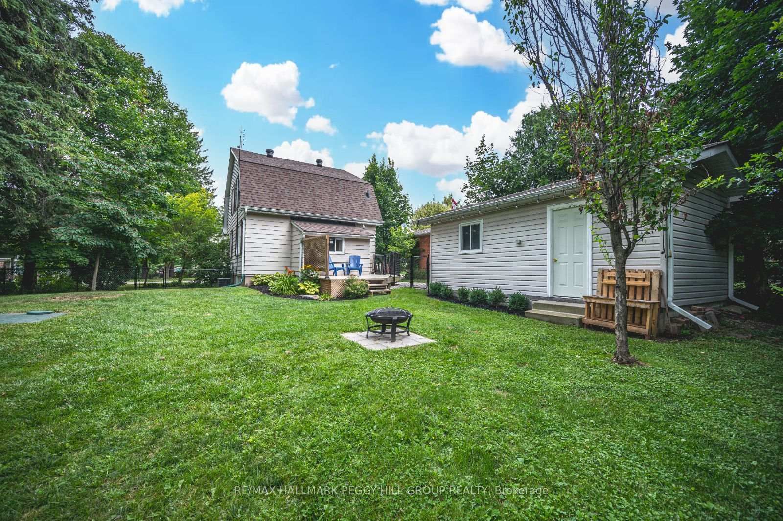 Listing Image 16