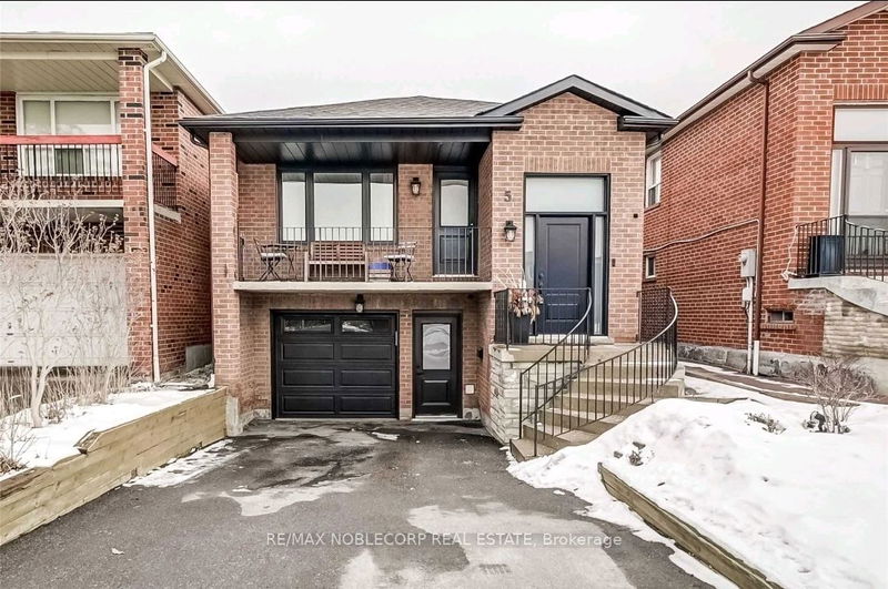 home for lease on Lower-5 Twinberry Crescent