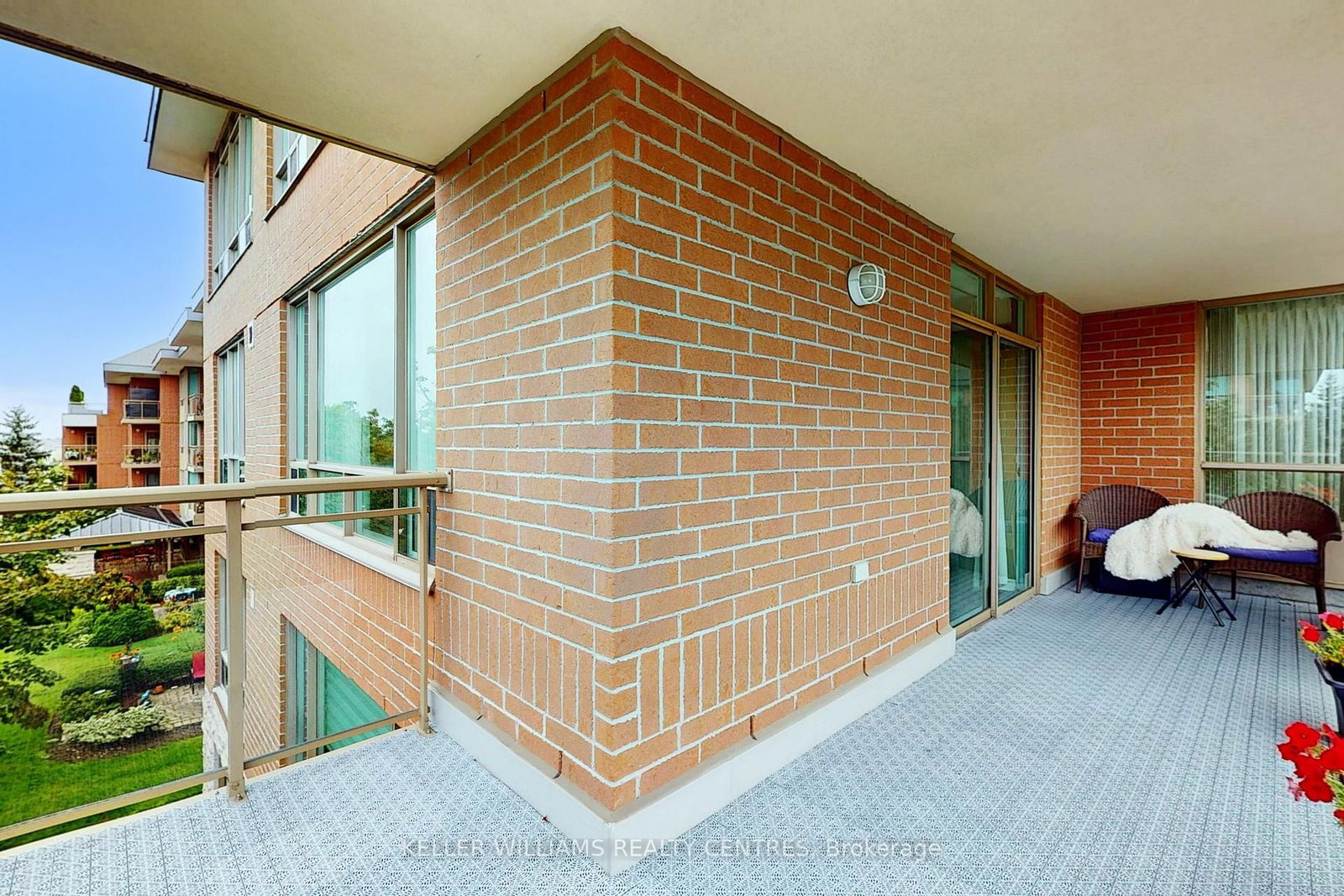 Listing Image 25