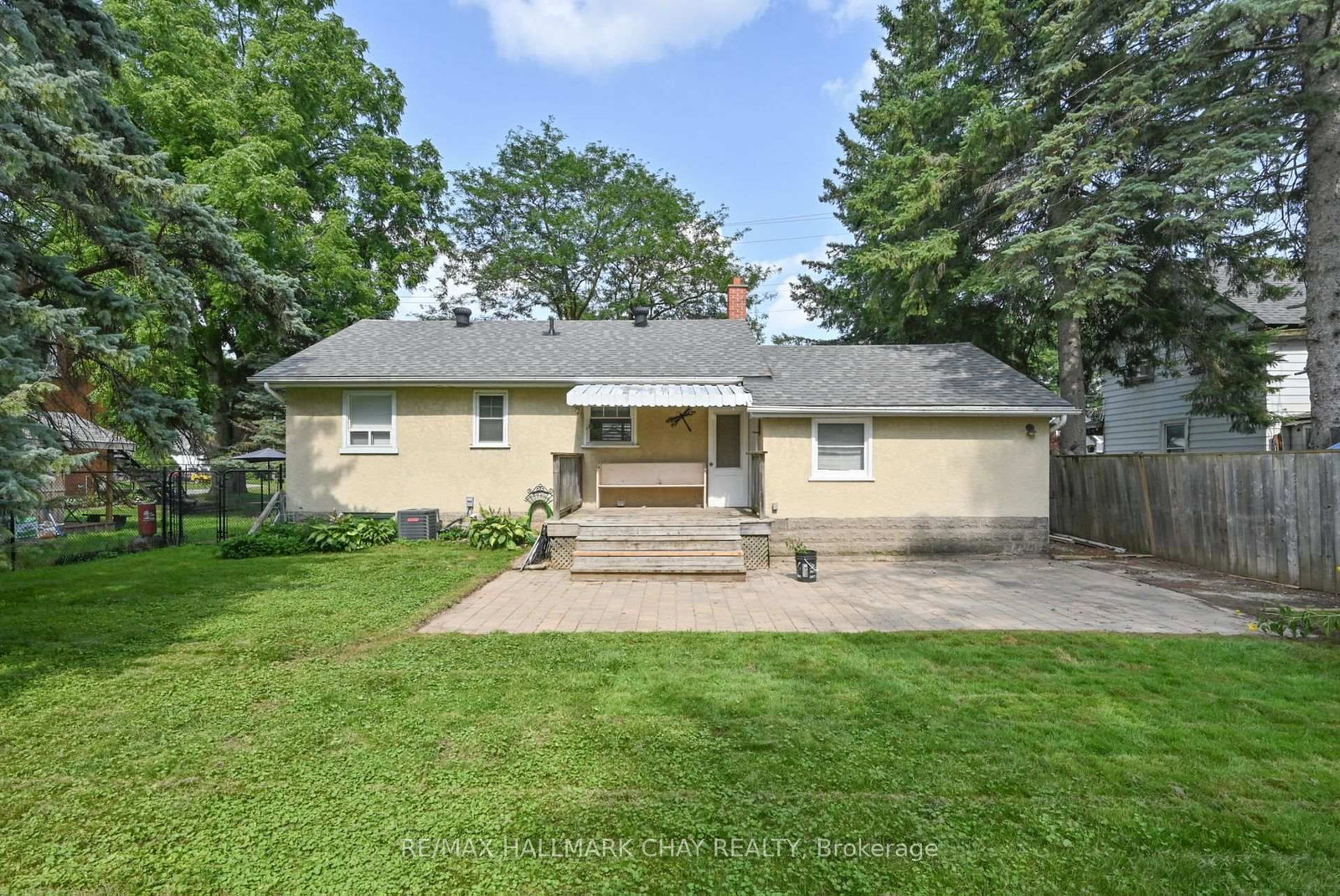 Listing Image 5