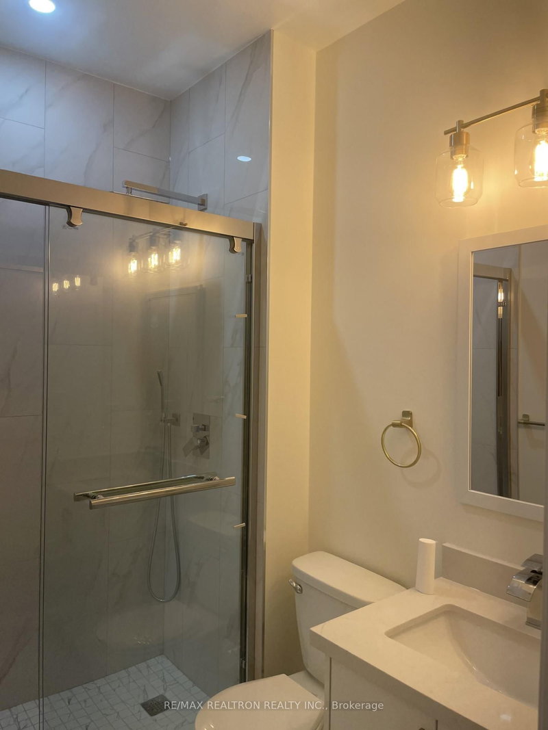 187 Stormont Tr, Vaughan, L4H 4P5 | Image 2