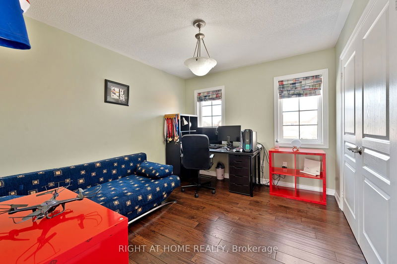 37 Newbridge Ave  Richmond Hill, L4E 3Z9 | Image 22