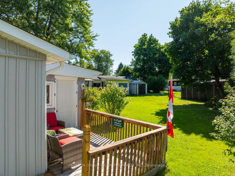 15 MAPLE Crt  Innisfil, L9S 1N9 | Image 3